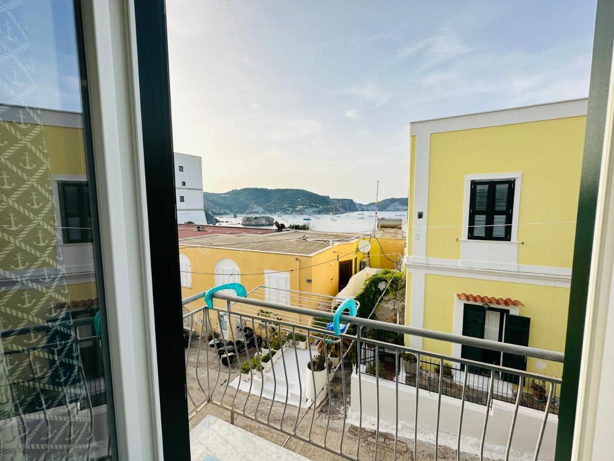 Sky Ponza - Immobilevante المظهر الخارجي الصورة